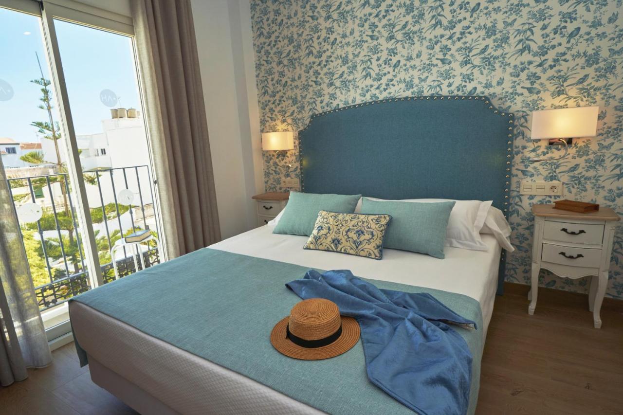 Hostal Aurora Nerja Exterior foto