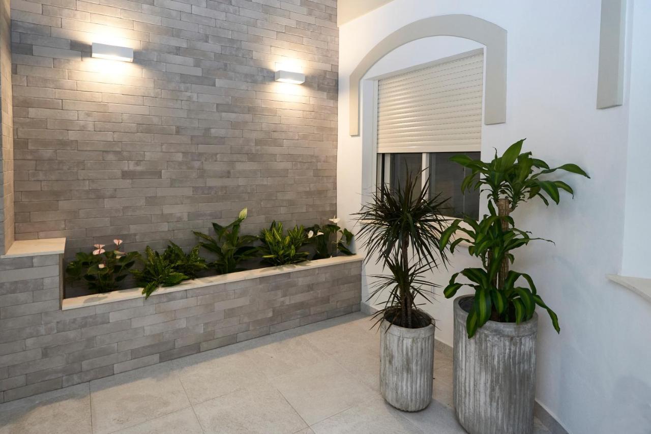 Hostal Aurora Nerja Exterior foto